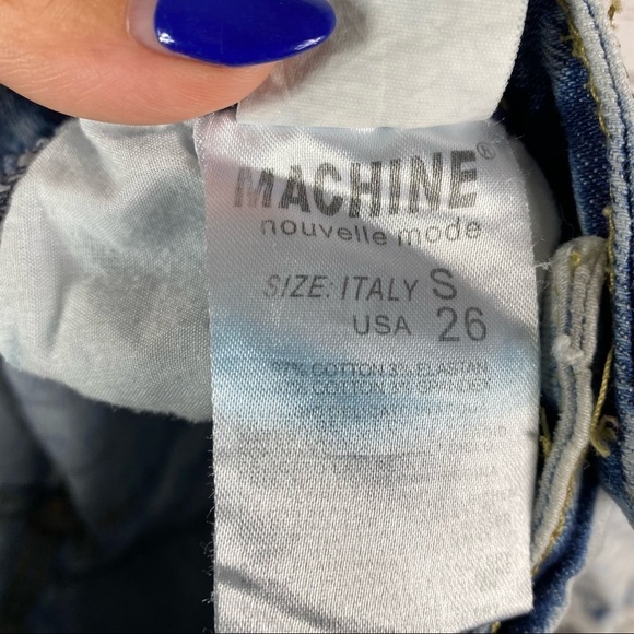 Machine distressed washed out high waisted shorts with daisies Sz 26 - Picture 8 of 8